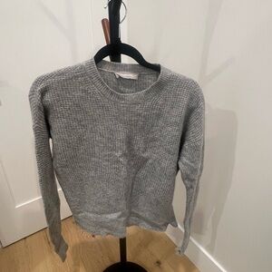 Everlane Women's Light Gray Crew Neck Sweater